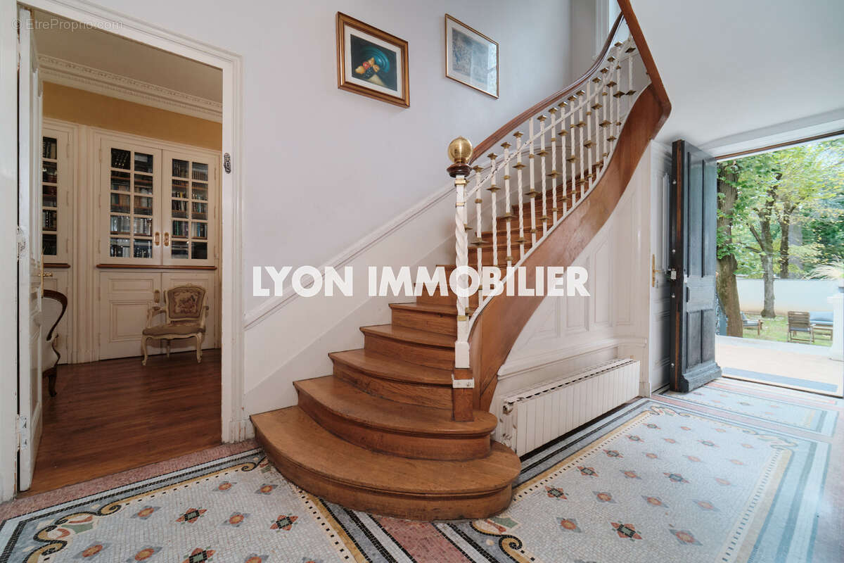 Maison à LYON-8E