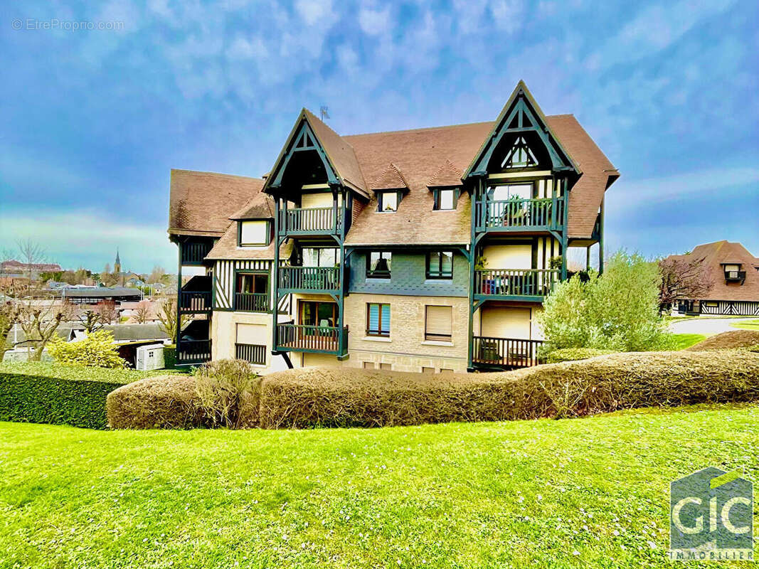 Appartement à DEAUVILLE