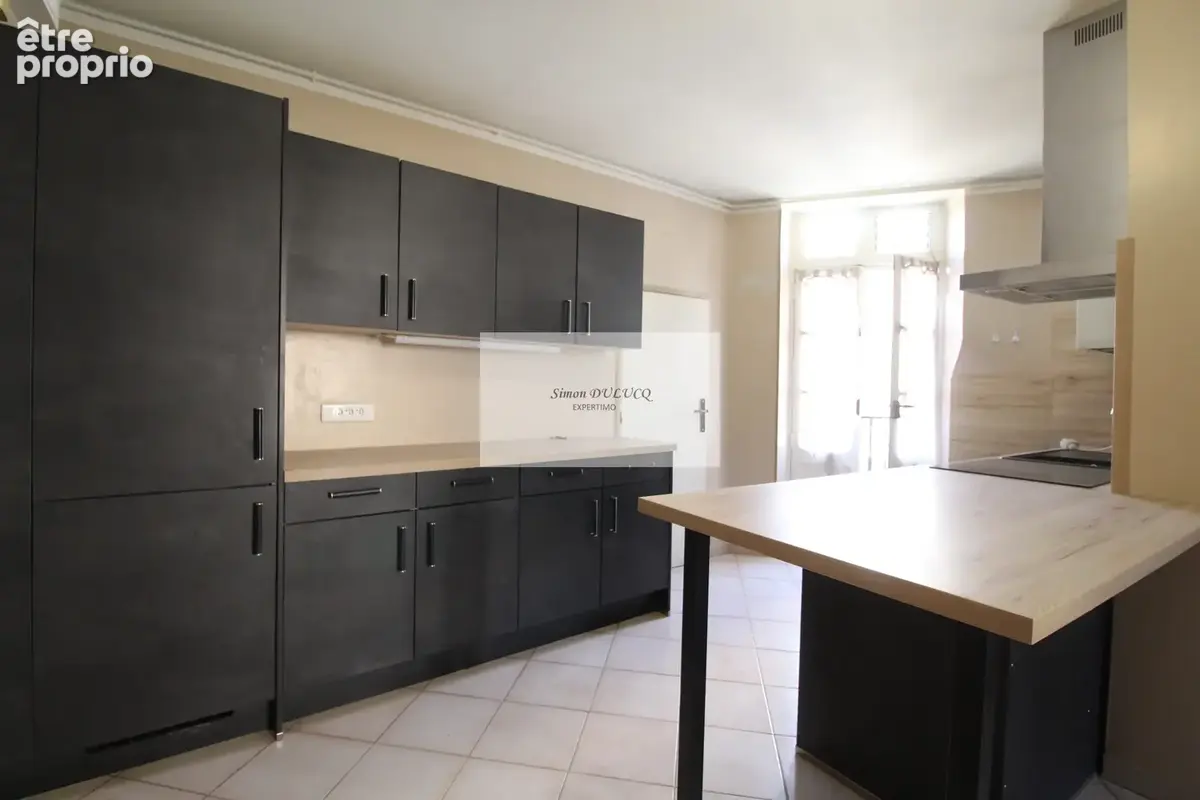 Duplex 6 pièces 121 m2 avec balcon, cave et grenier - photo 3