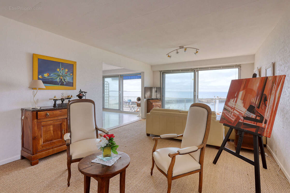 Appartement à SAINT-MICHEL-CHEF-CHEF