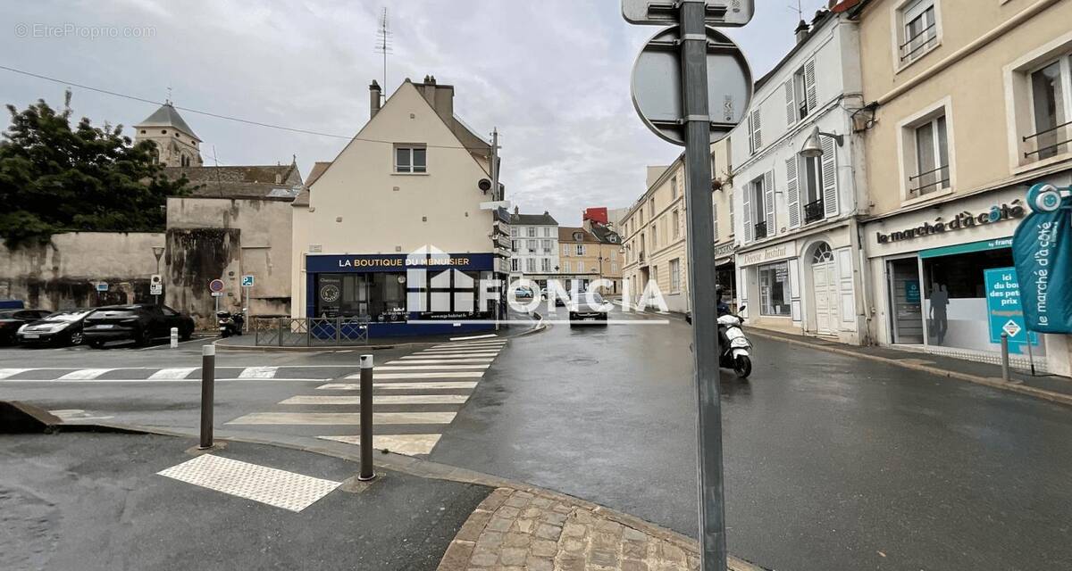 Commerce à LONGJUMEAU