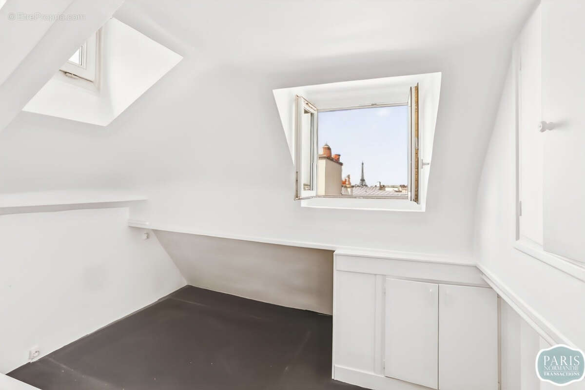Appartement à PARIS-6E