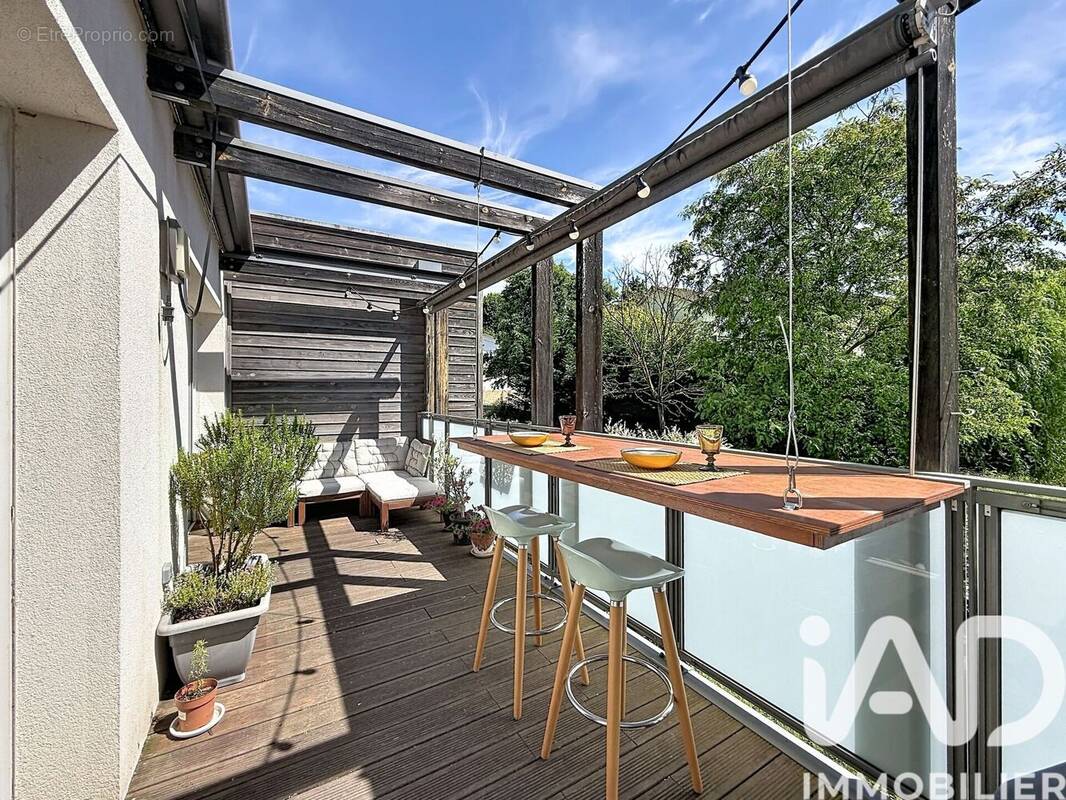 Photo 1 - Appartement à NEUVILLE-SUR-SAONE