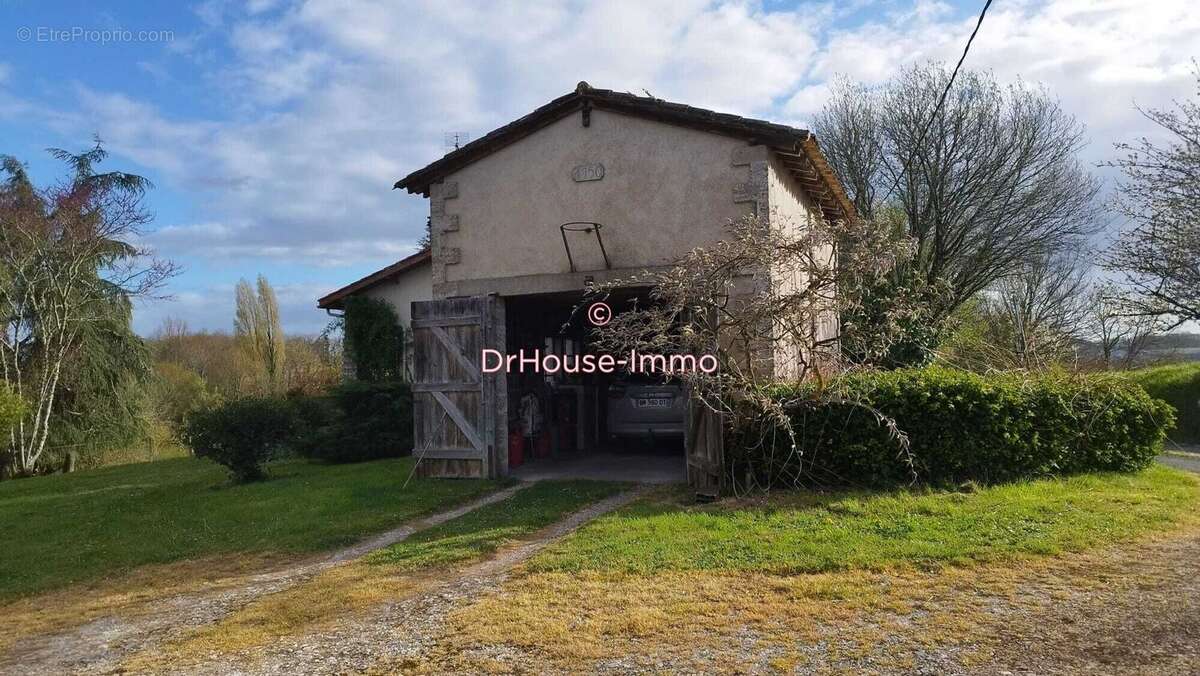 Maison à MONESTIER