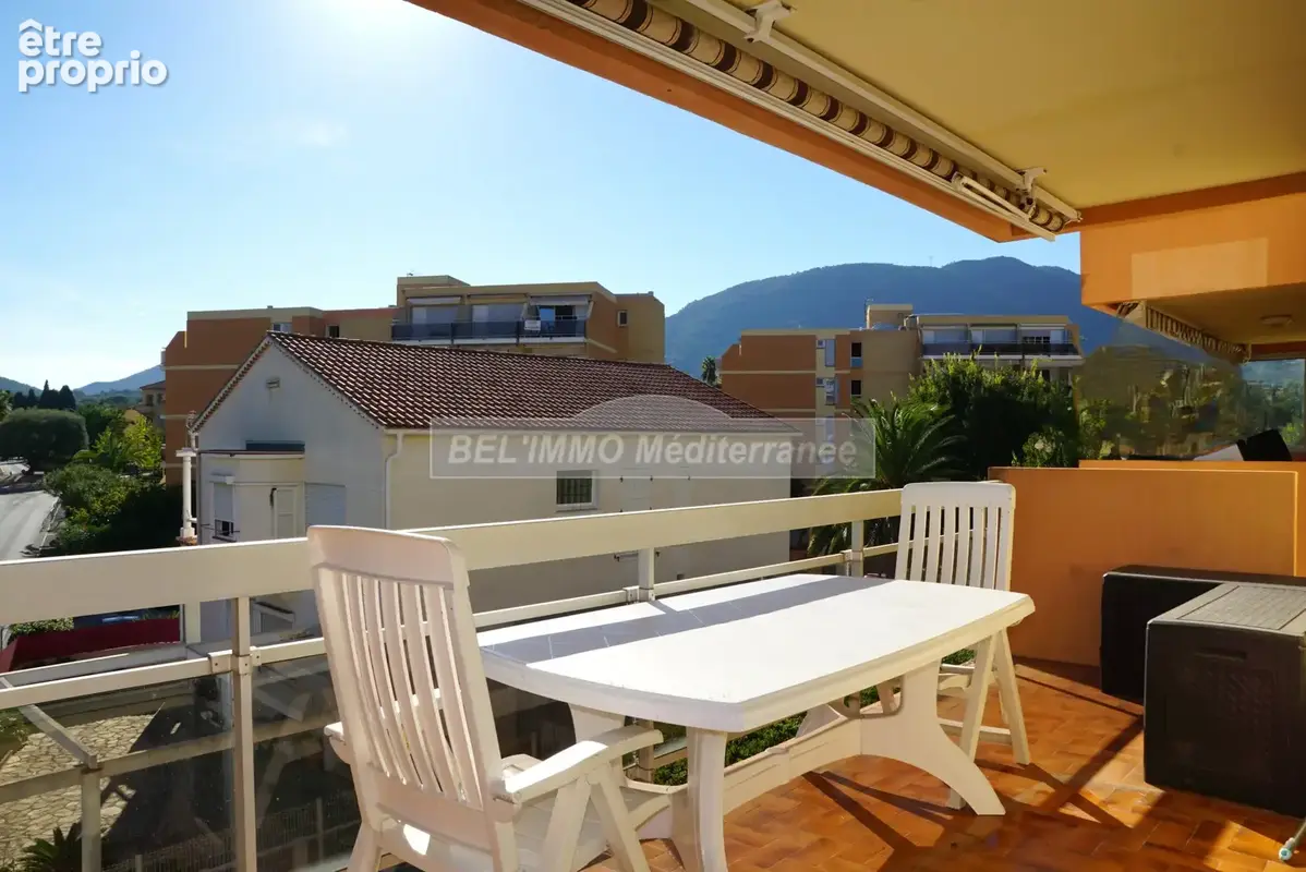 Photo Appartement à Cavalaire-Sur-Mer au prix de 210 000€