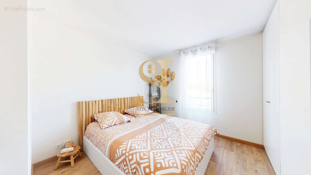 Appartement à CHILLY-MAZARIN