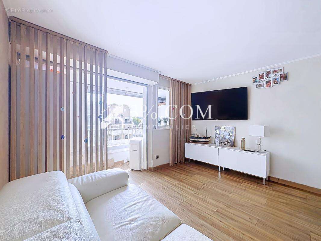 GRUISSAN RIVE DROITE   Appartement entièrement rénové, 29.2 - photo 6
