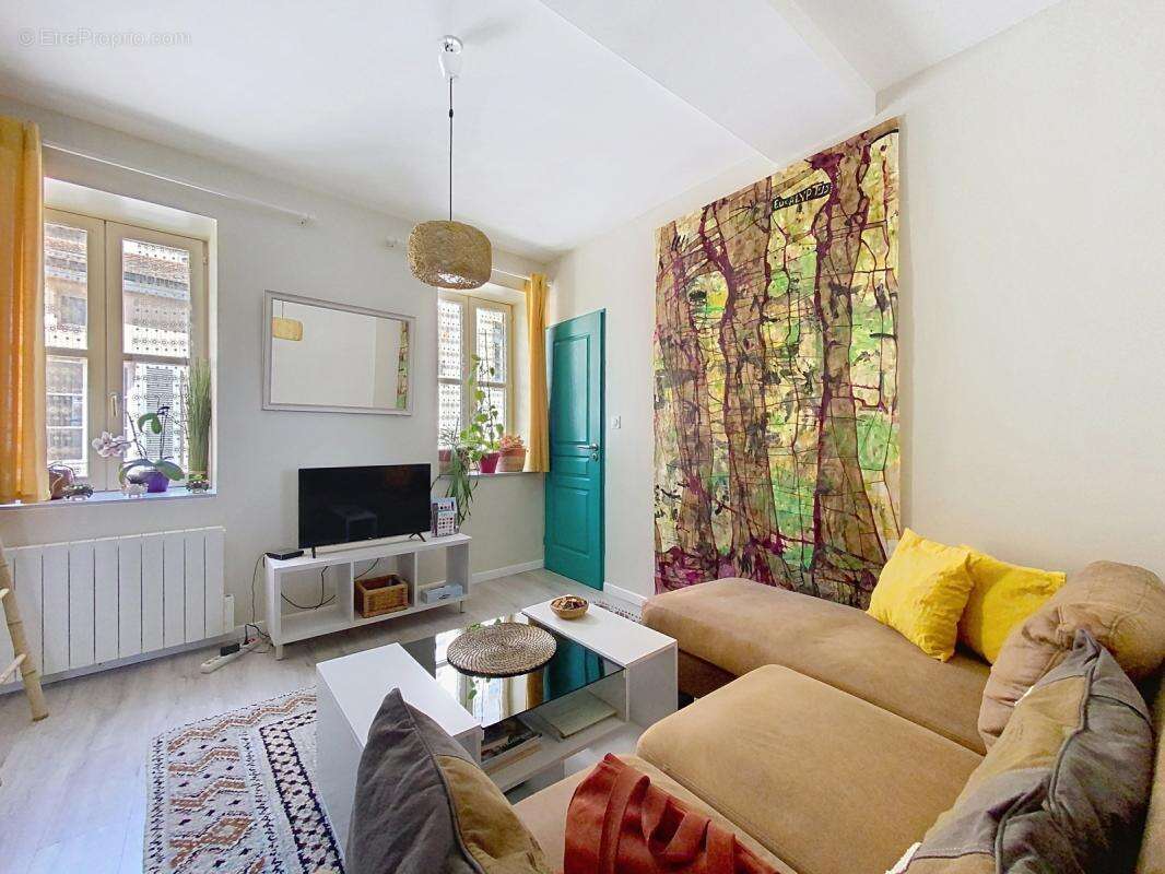 Appartement à TREVOUX