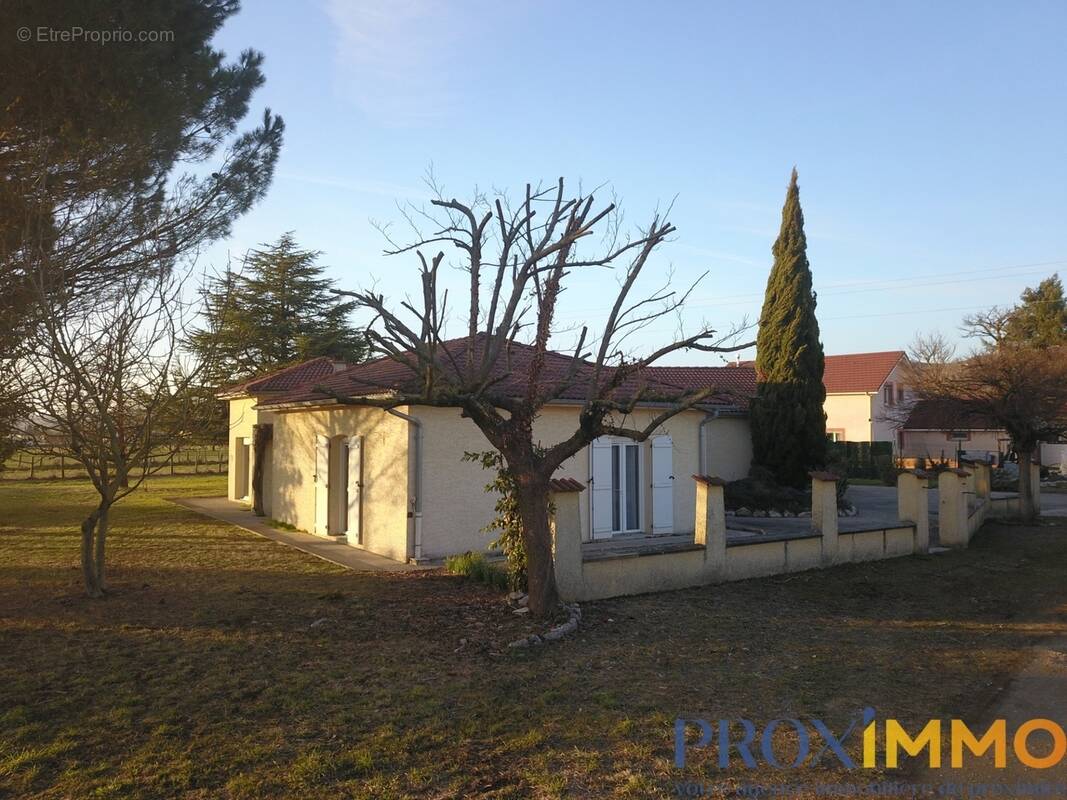 Maison à LA FRETTE
