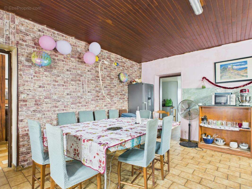 Maison à SEREZIN-DU-RHONE