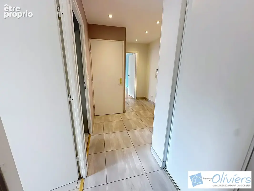 Appartement 3 pièces 82 m² à vendre à Montigny-Le-Bretonneux (78180) - photo 9