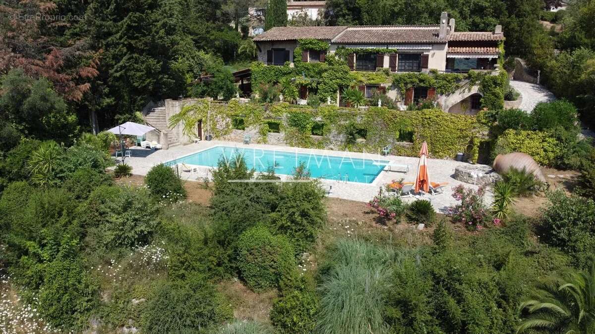 Maison à MONTAUROUX