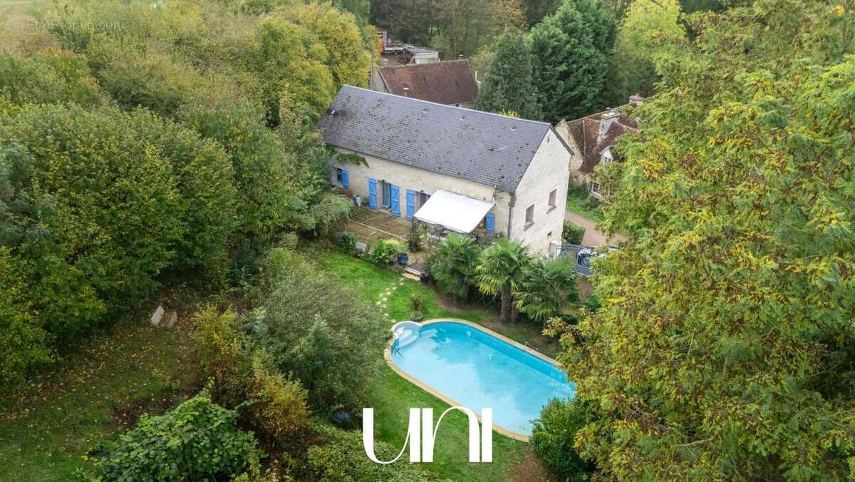 Maison à MEZIDON-CANON