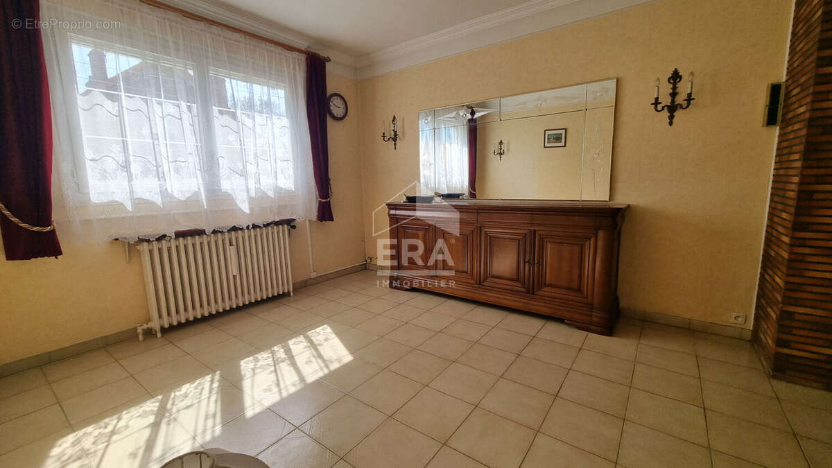 Maison à NEUILLY-SUR-MARNE