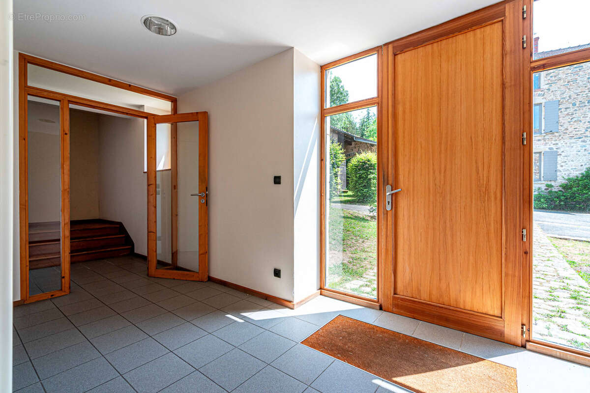 Maison à CUBLIZE