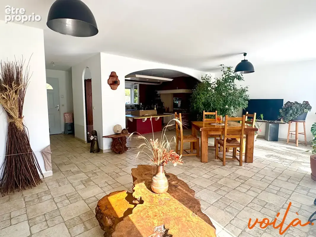Maison plain pieds - 2 chambres- garage - vaste terrain - photo 4