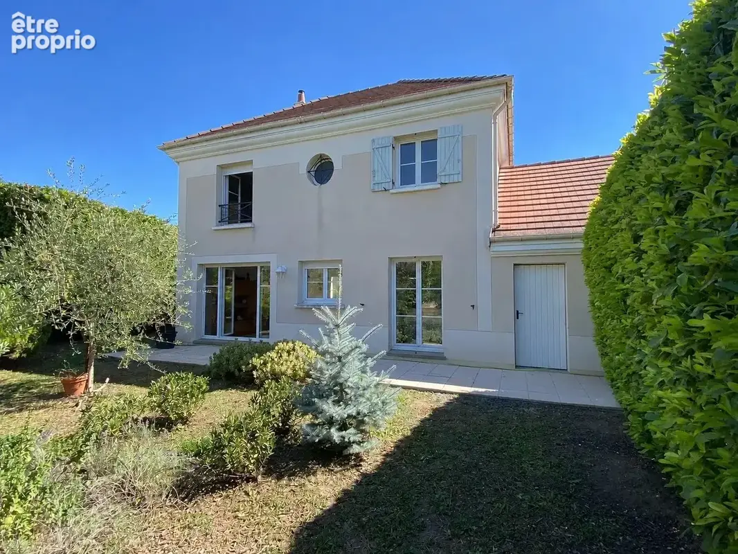 Maison à CHANTELOUP-LES-VIGNES