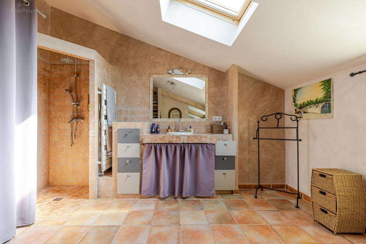 Maison à MANOSQUE