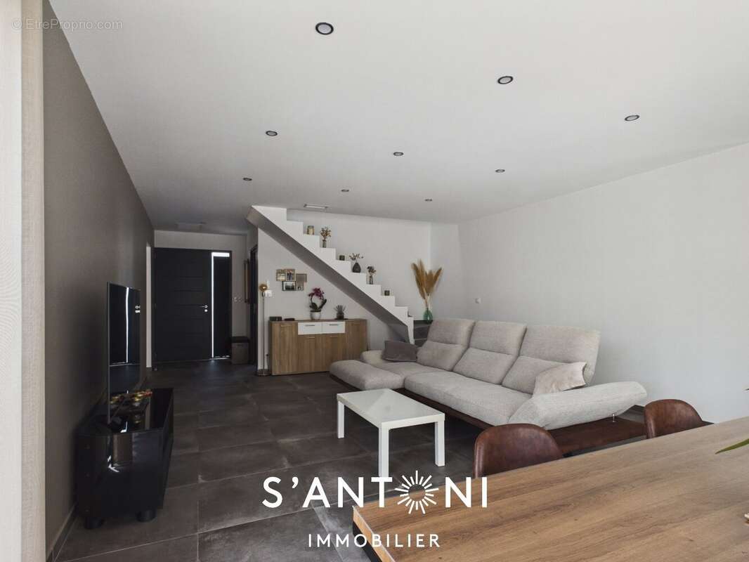 Maison 119 m² à Vias  - photo 17