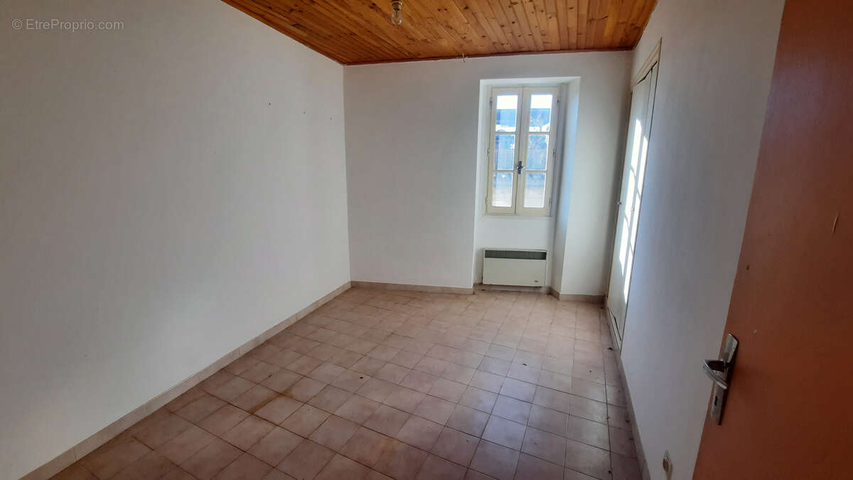 Maison à DURFORT-ET-SAINT-MARTIN-DE-SOSSENAC