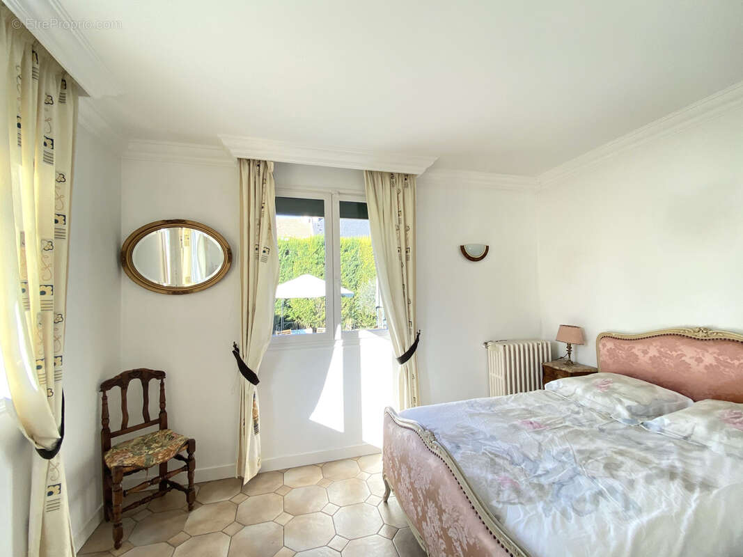 Maison à ORMESSON-SUR-MARNE