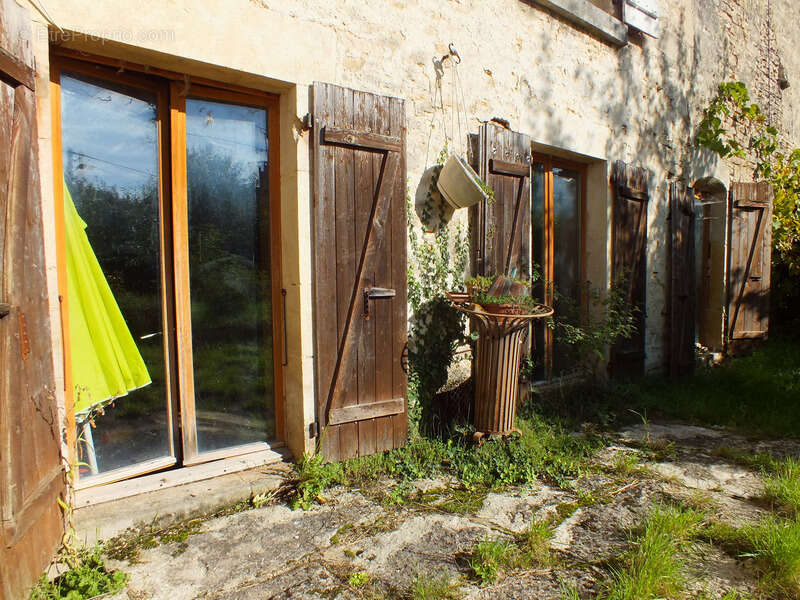 Maison à ASNIERES-EN-MONTAGNE