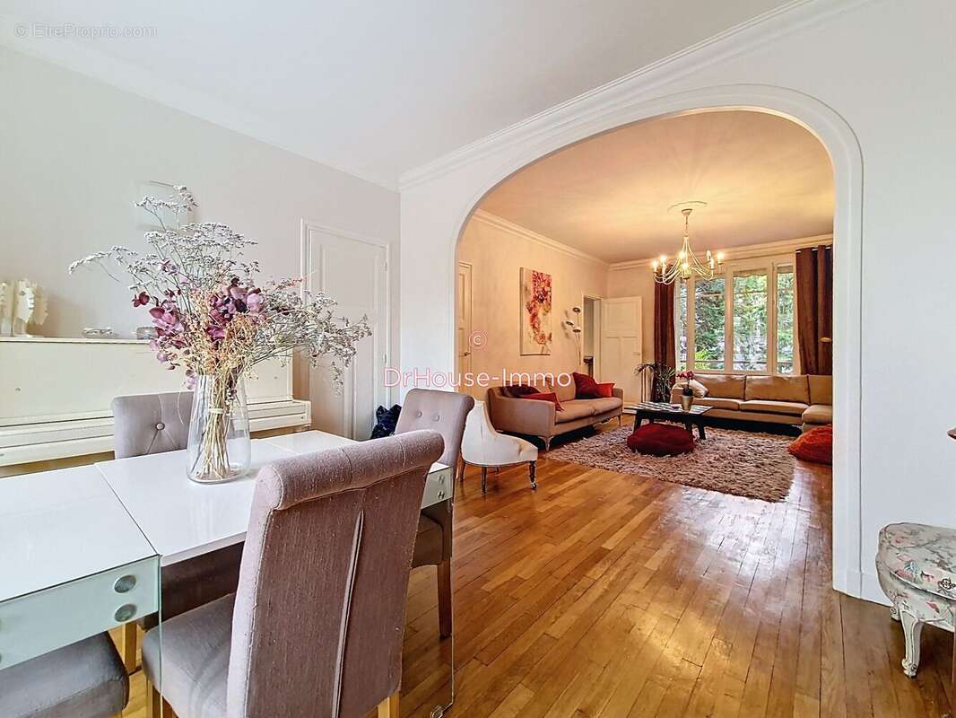 Maison à VILLEMOMBLE