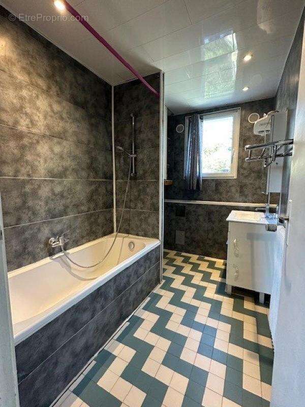 Maison à SAINT-CALAIS