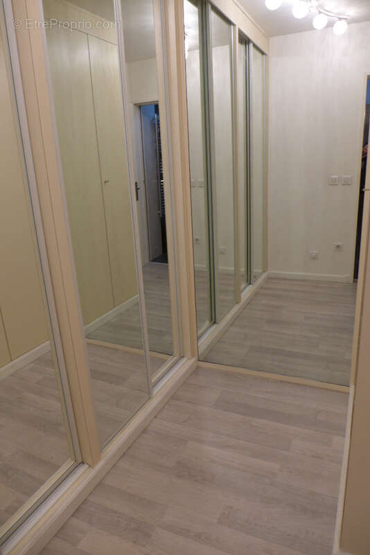 Hespérides 3 pièces Paris 17ème : très bel appartement refait à neuf - photo 3
