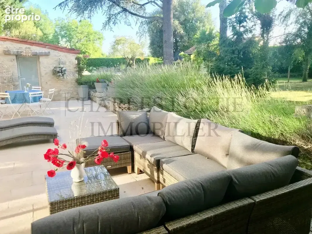Magnifique propriété de caractère comprenant 2 maisons, piscine et dépendances - photo 54