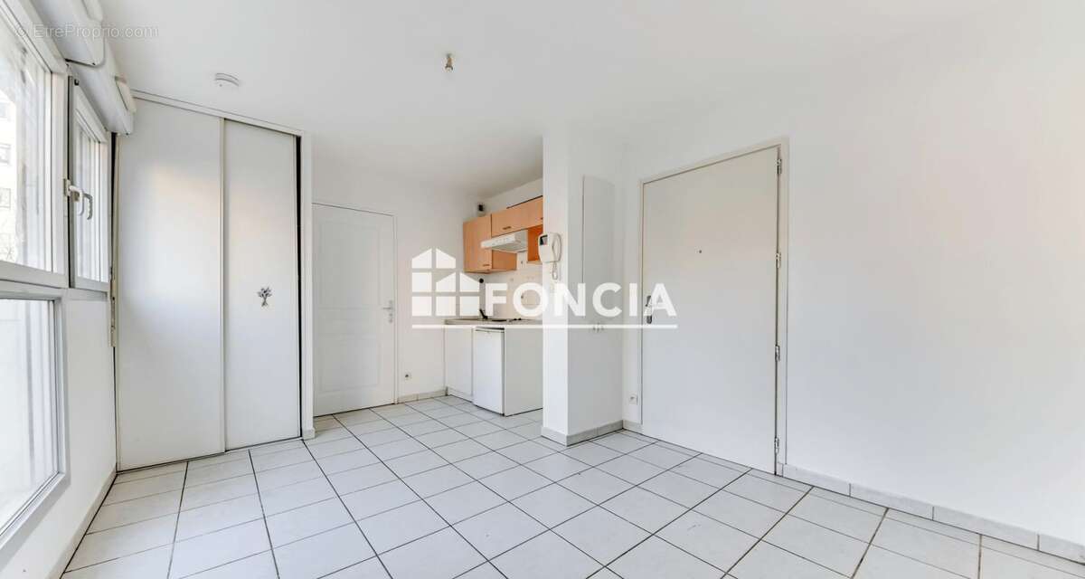 Appartement à LYON-8E