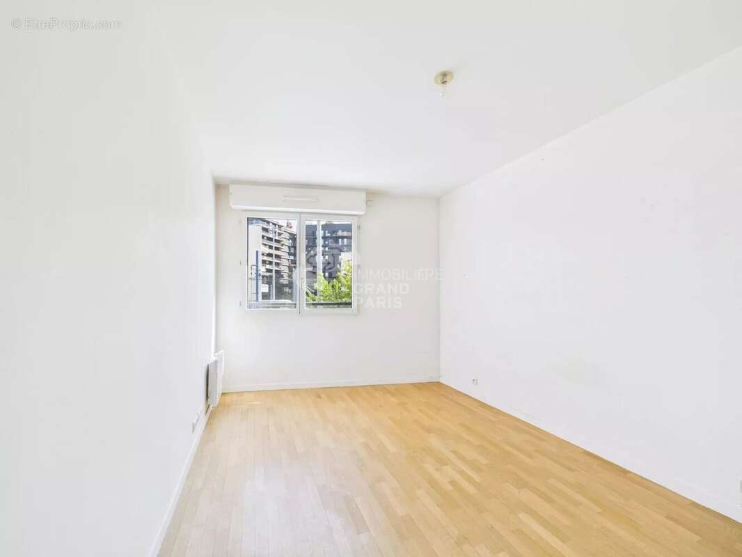 Appartement à ISSY-LES-MOULINEAUX