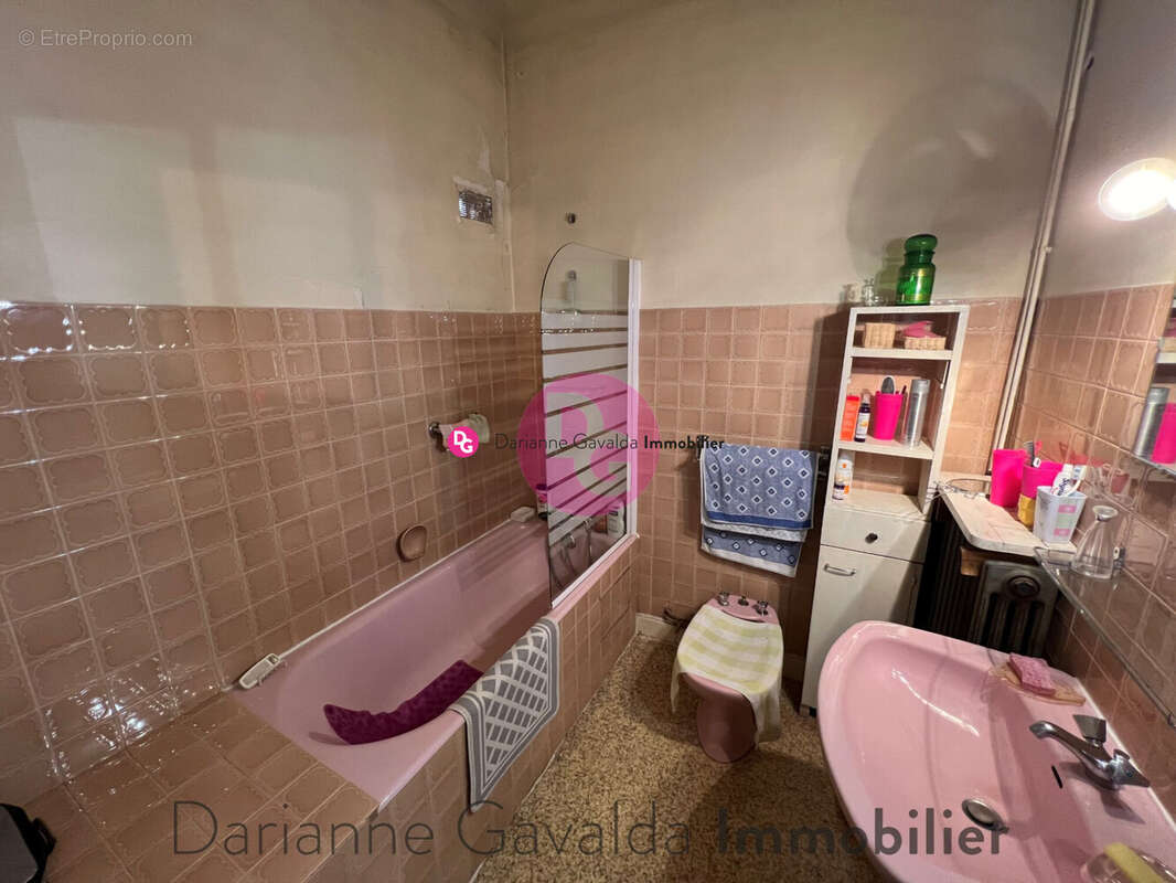 Appartement à DECAZEVILLE