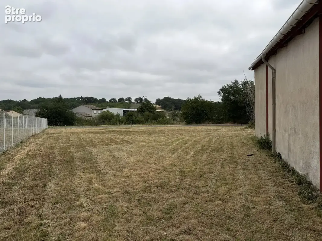 Castres local commercial - photo 7