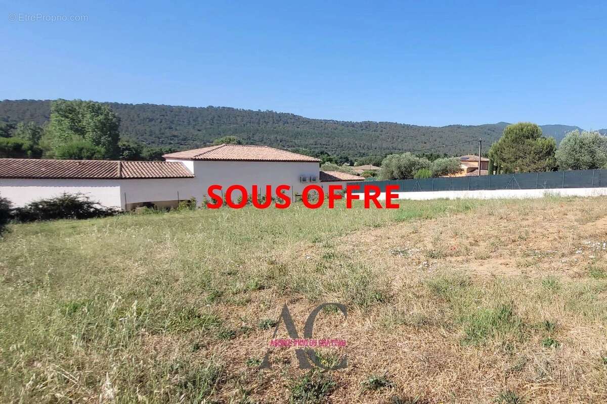 Vente Terrain à bâtir de 1 216 m² – Camps-la-Source - photo 2