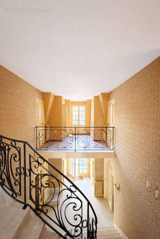 Maison à LAMORLAYE
