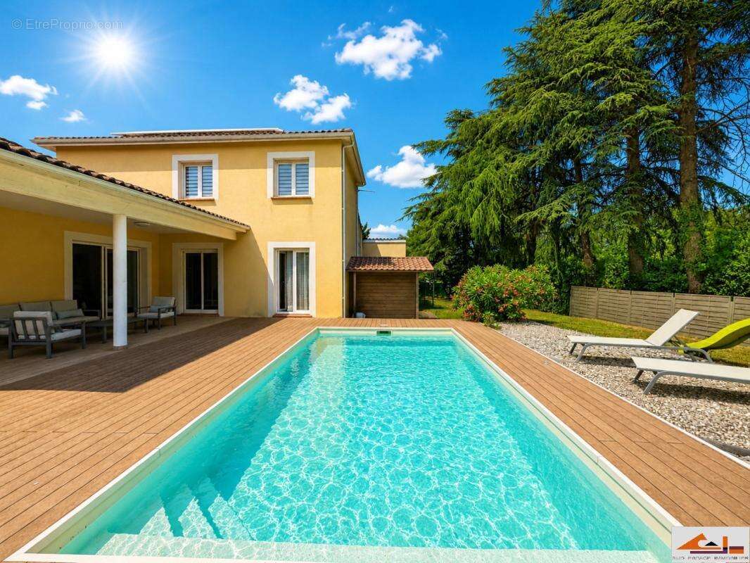 Maison à RAMONVILLE-SAINT-AGNE