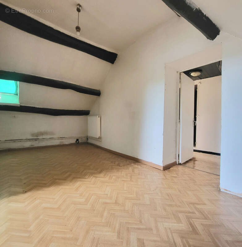 Appartement à BOISSY-L'AILLERIE