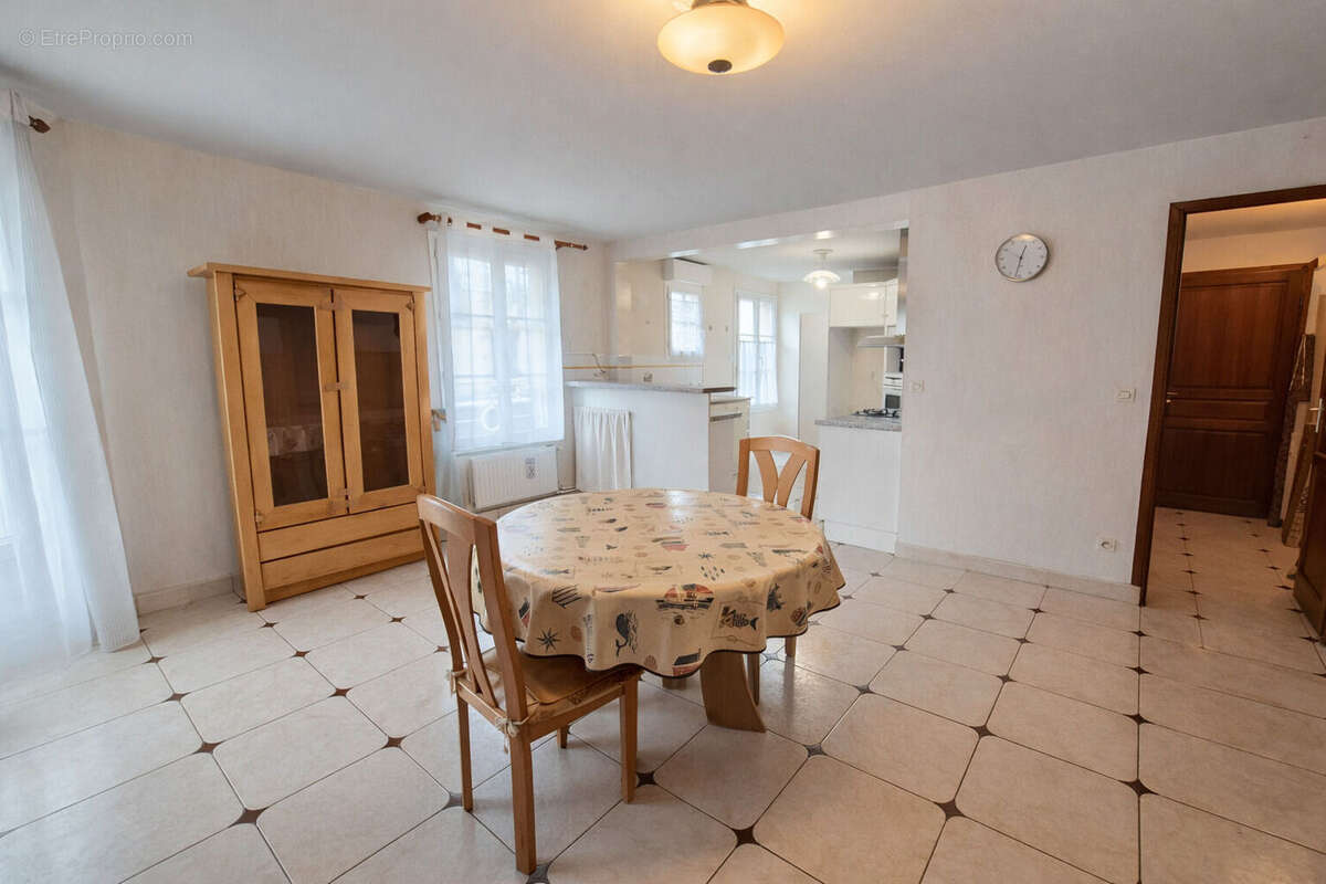 Appartement 67 m² à Saint-Brice-Sous-Foret  - photo 8