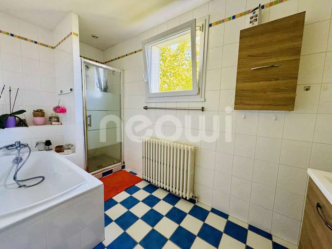 Maison à CHATELGUYON