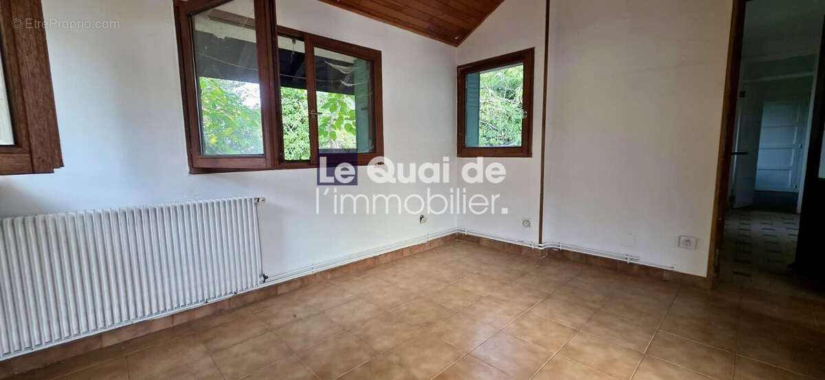 Maison 184 m² à Echirolles  - photo 7