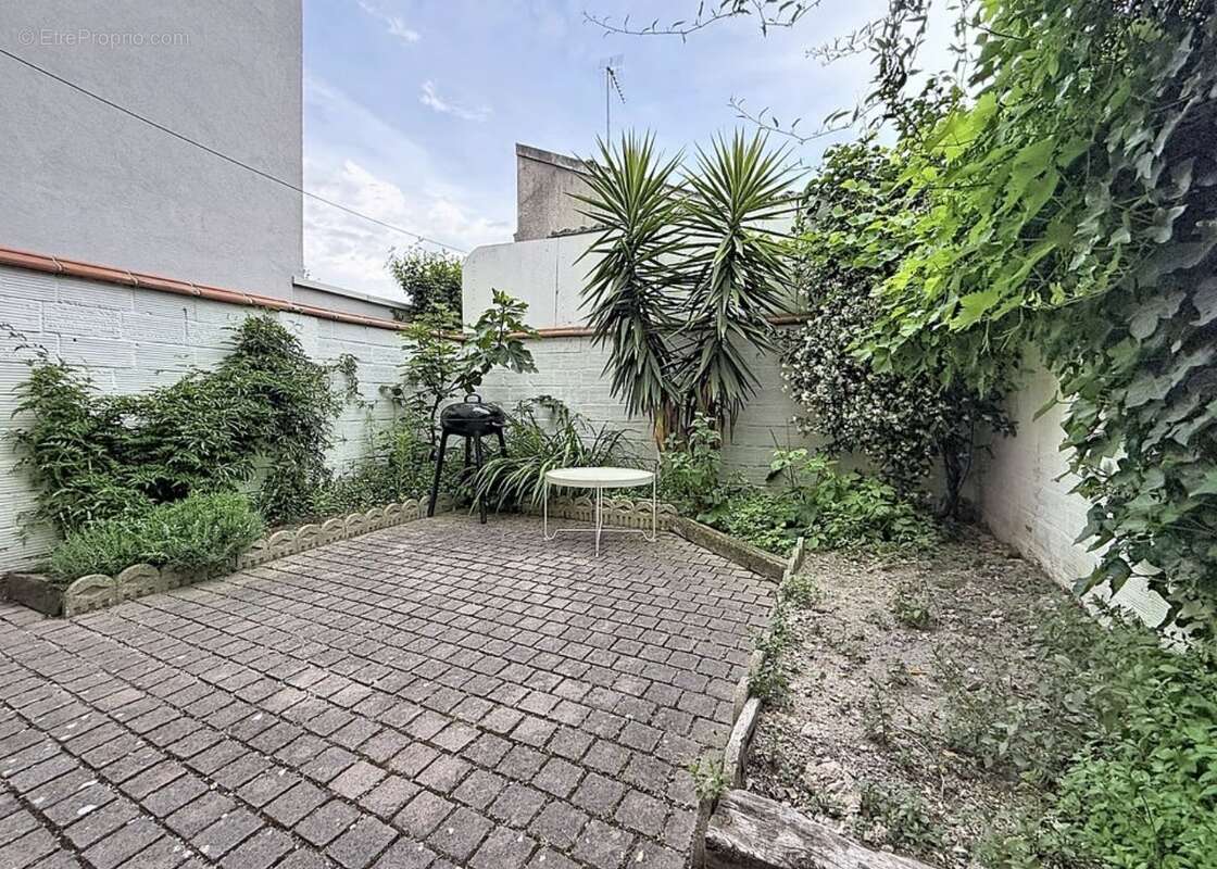 Colombes – exclusivité – charmante maison de ville 3 chambres avec jardin - photo 20