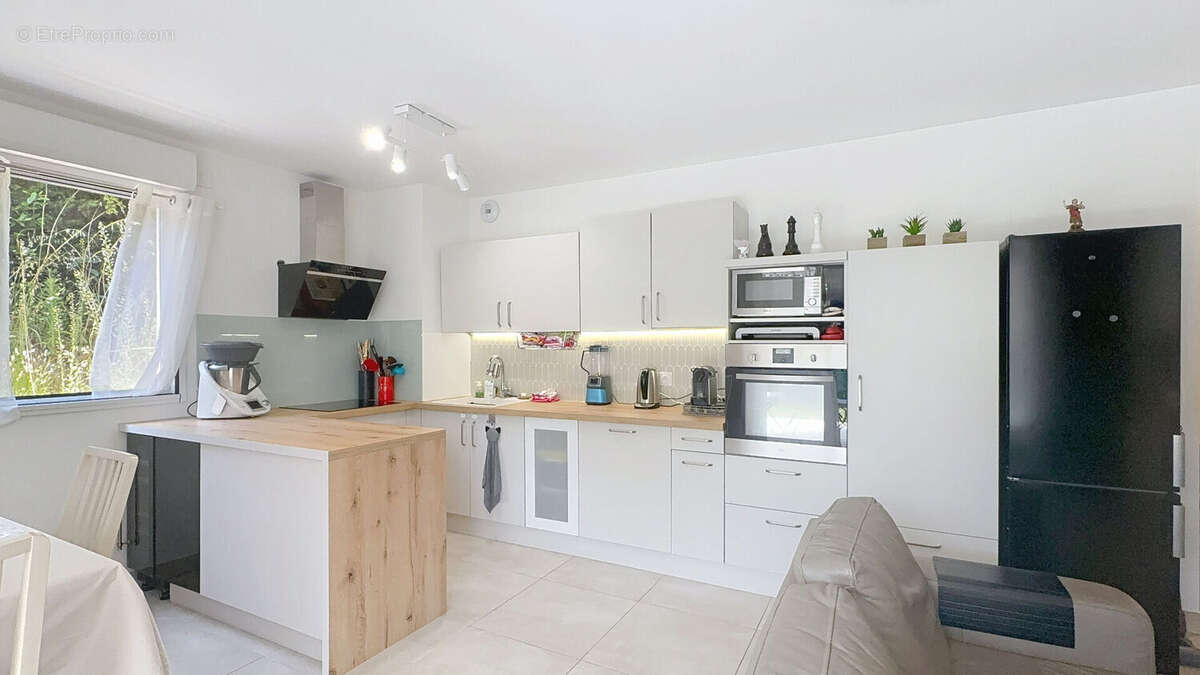 Appartement à VILLENEUVE-LOUBET