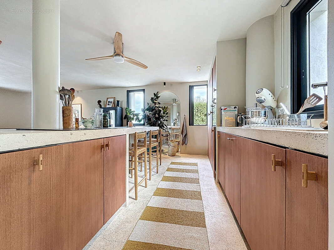 Appartement à MARSEILLE-7E