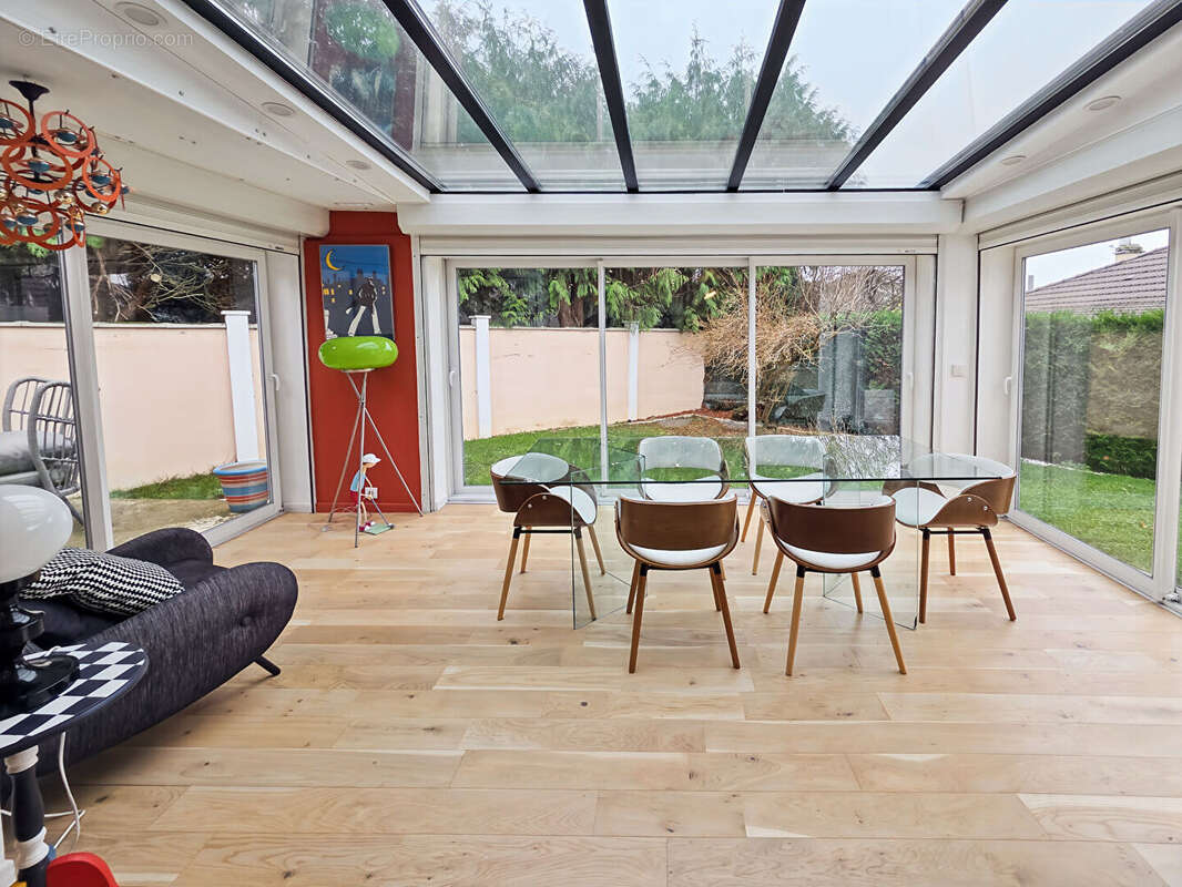 Maison à VELIZY-VILLACOUBLAY