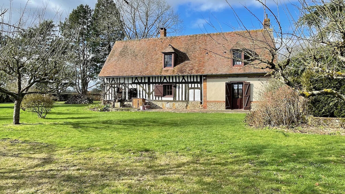 Maison à LES BAUX-DE-BRETEUIL