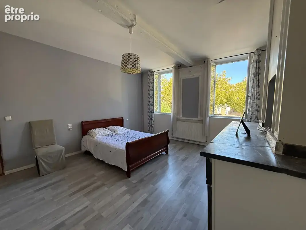 Belle maison de village avec petit extérieur et fort potentiel ! - photo 10