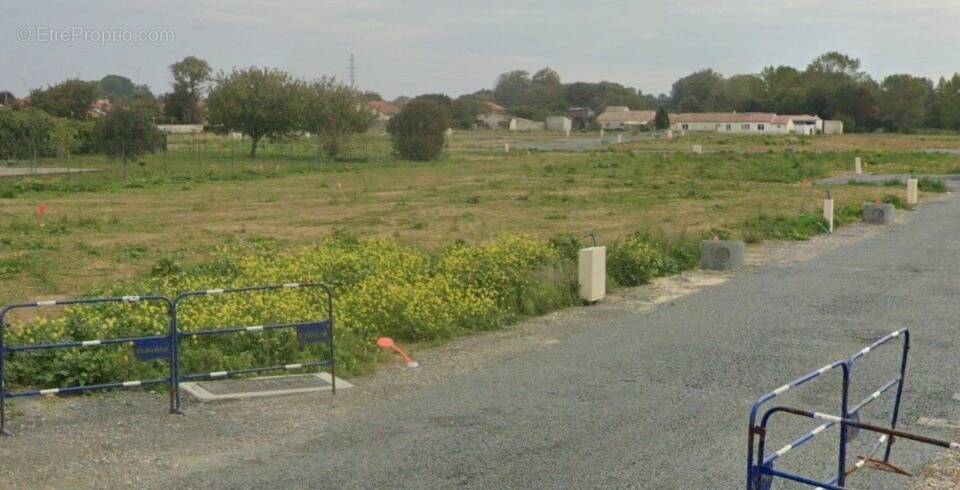 Terrain à VILLEDOUX