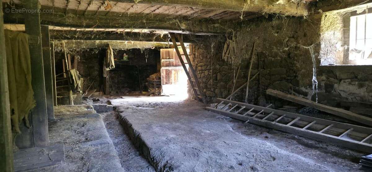 Maison à SALLES