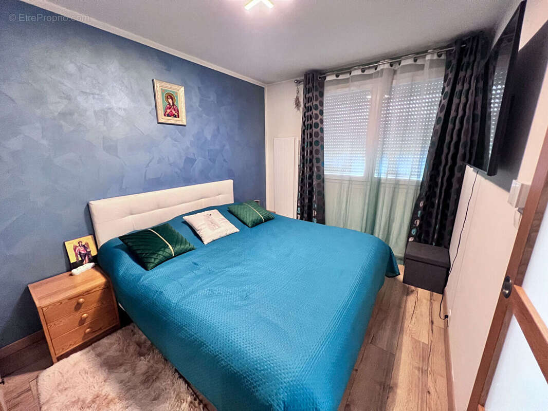 Appartement à BRON